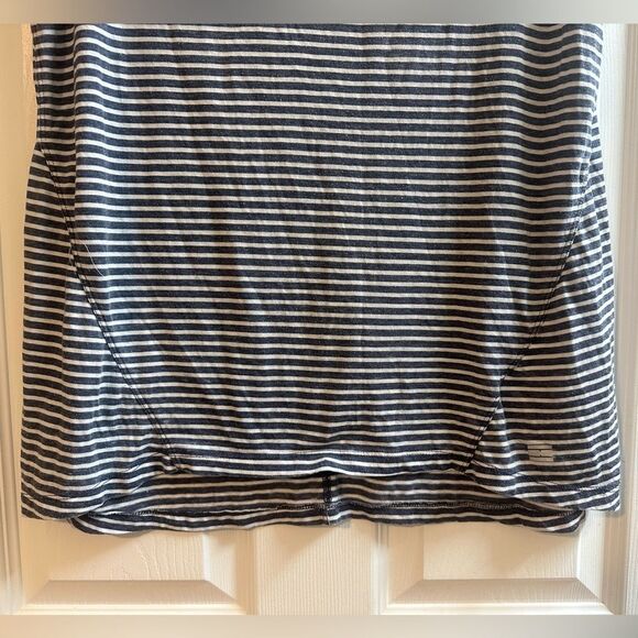 Tommy Hilfiger Sport Dark Gray and White Striped Cold Shoulder Tee - Picture 4 of 8